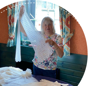 Knitted items with expert